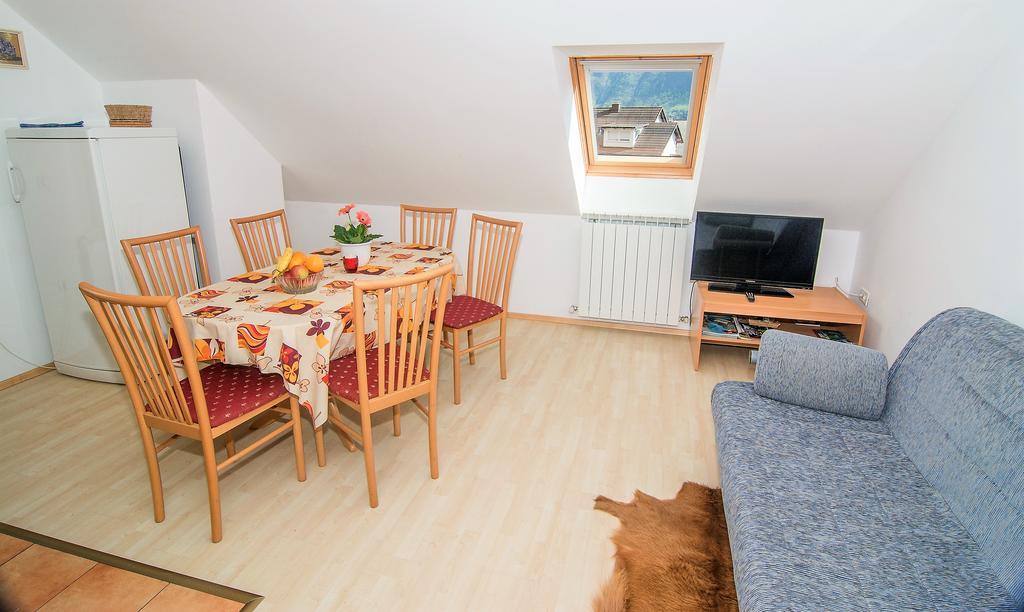 Apartments And Rooms Tajcr Bovec Exterior foto